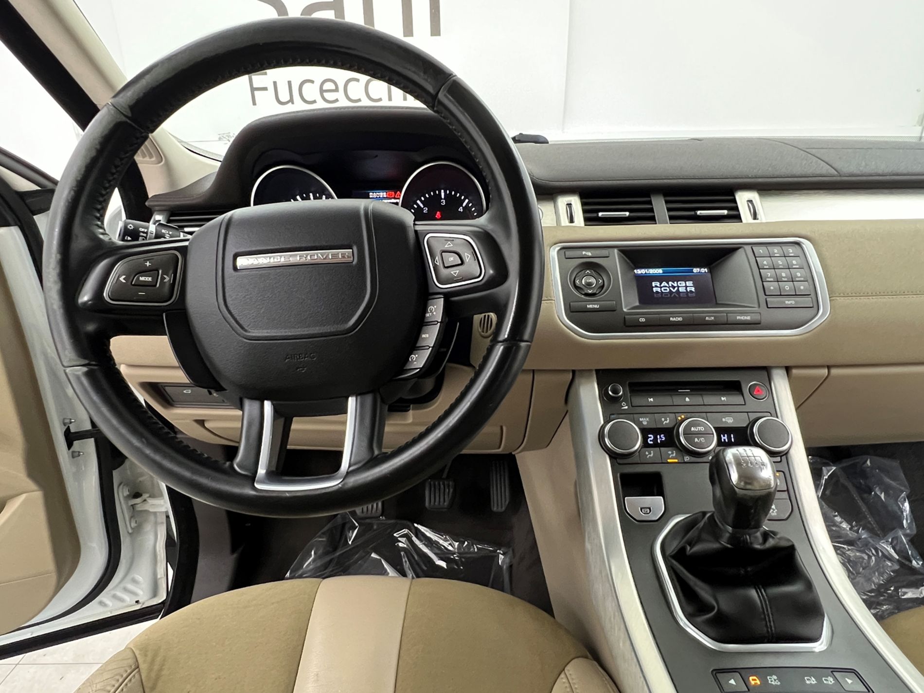 Range Rover Evoque 5p 2.2 td4 Pure 150cv - Autosani